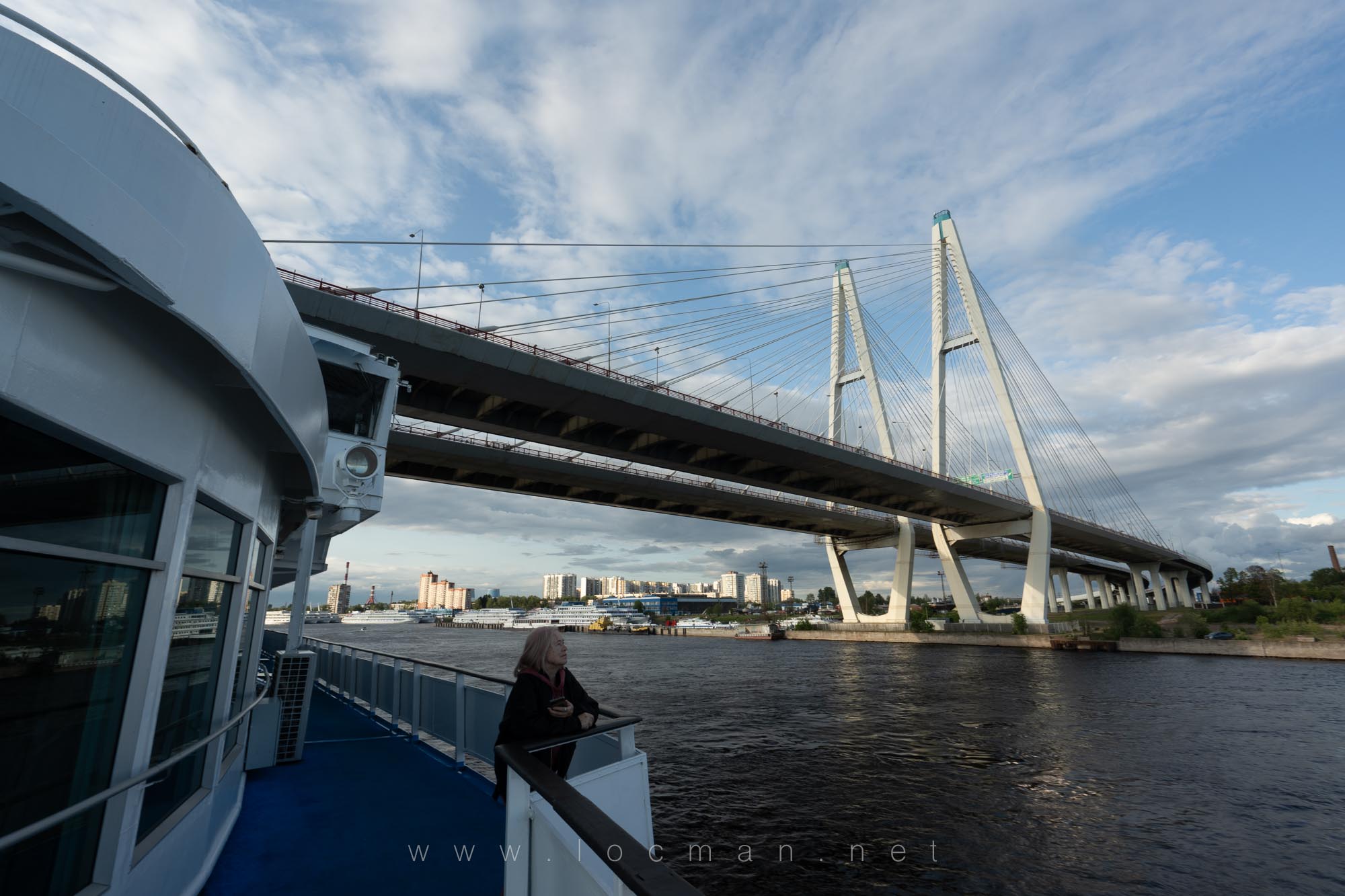 Мост Кольцевой автодороги в Санкт-Петербурге Мост Кольцевой автодороги в Санкт-Петербурге