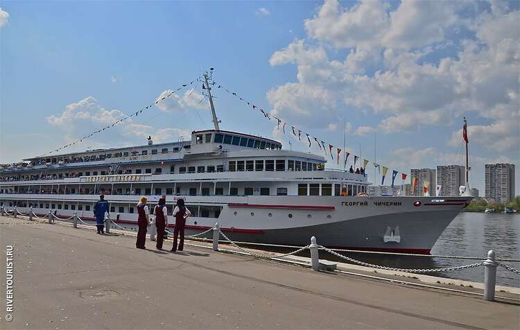 Теплоход георгий чичерин фото