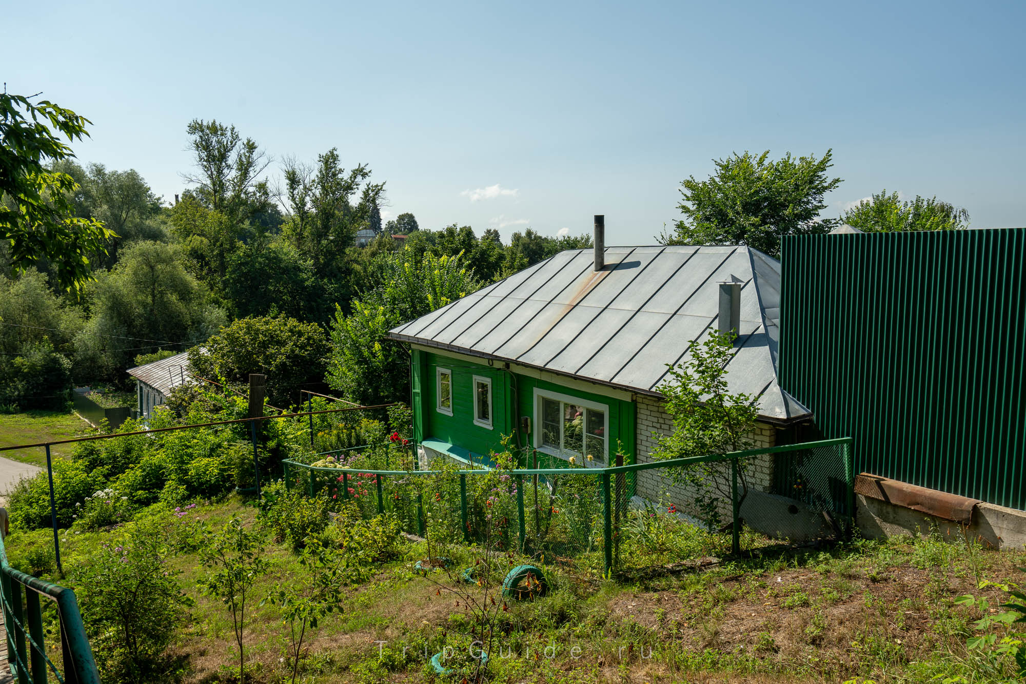 Живописный домик с палисадником в Касимове