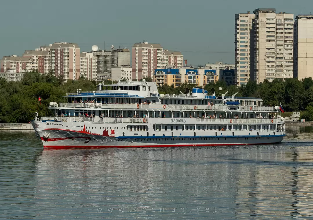 Теплоход «Две столицы» Теплоход «Две столицы»