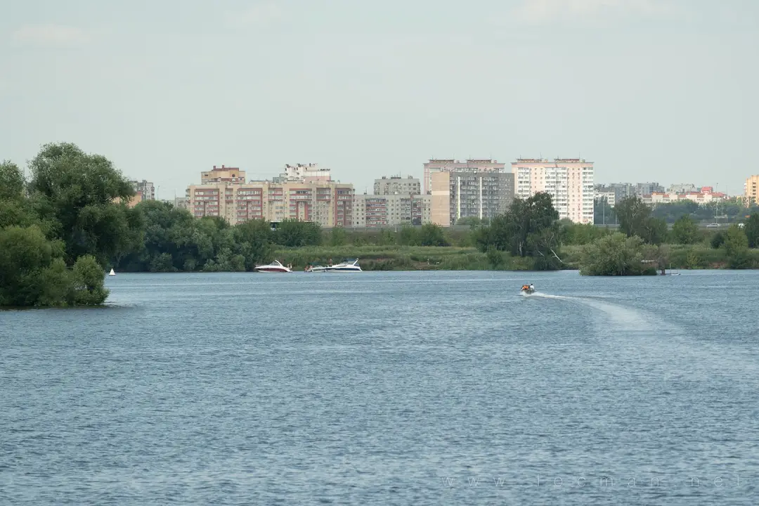 Город Жуковский, вид с Москвы реки Город Жуковский, вид с Москвы реки