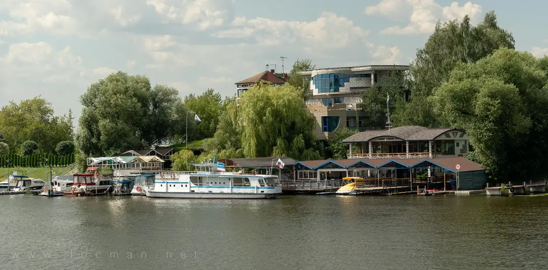 Причалы на Москве реке в Жуковском Причалы на Москве реке в Жуковском