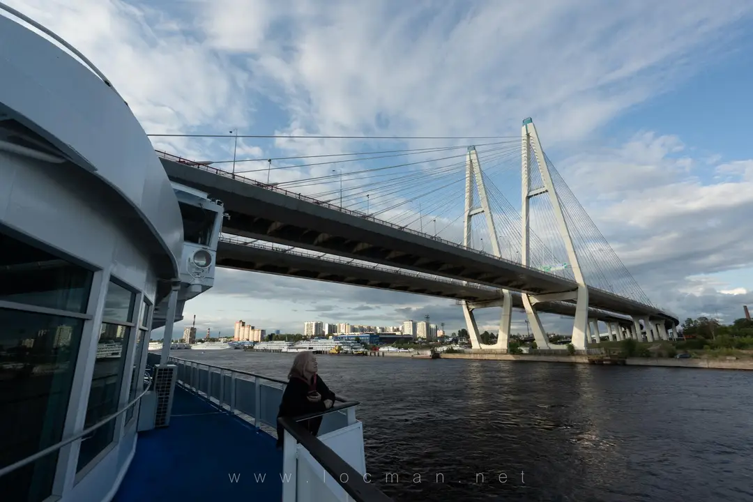 Мост Кольцевой автодороги в Санкт-Петербурге Мост Кольцевой автодороги в Санкт-Петербурге