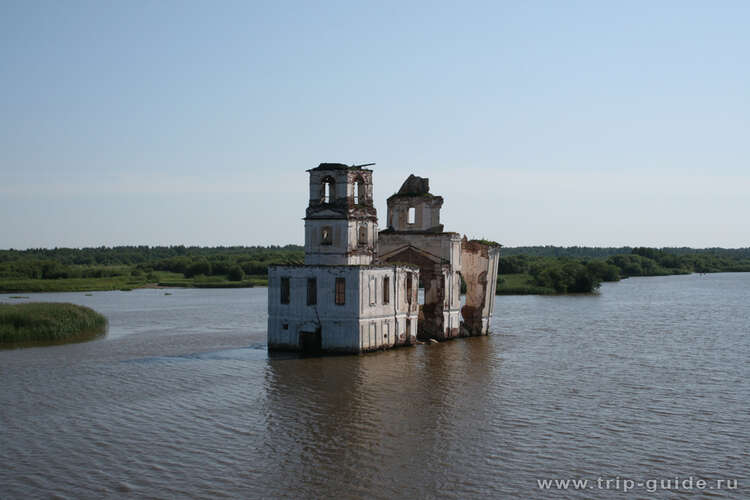 Плавающий храм