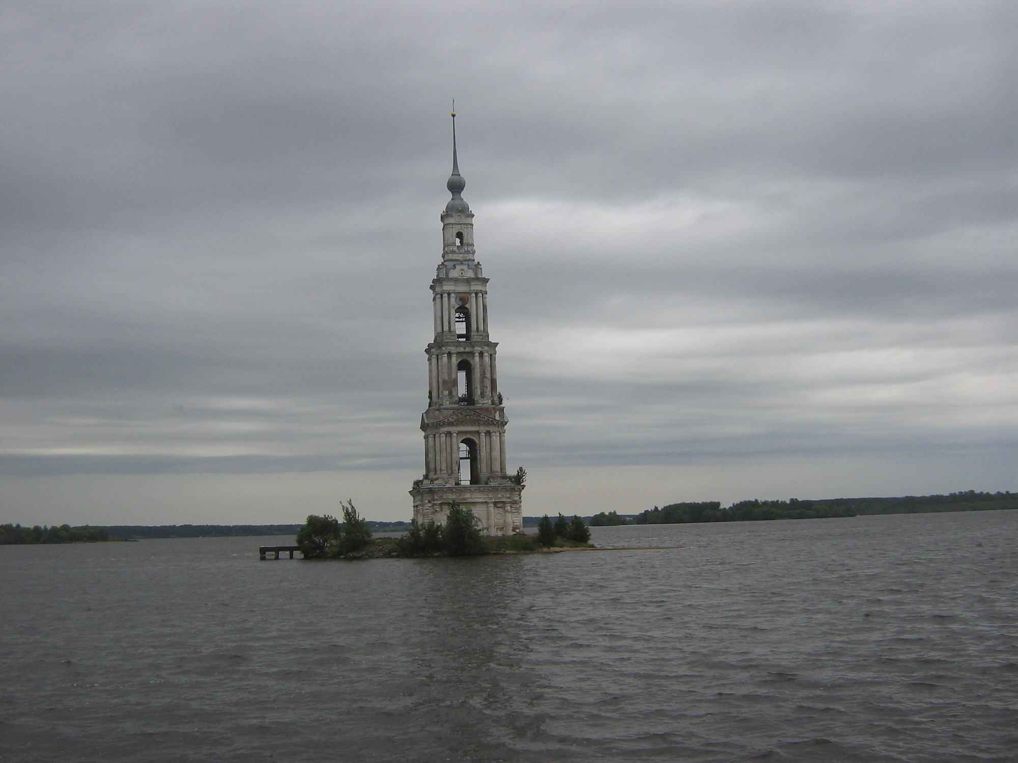 Юрьевец затопленная Церковь