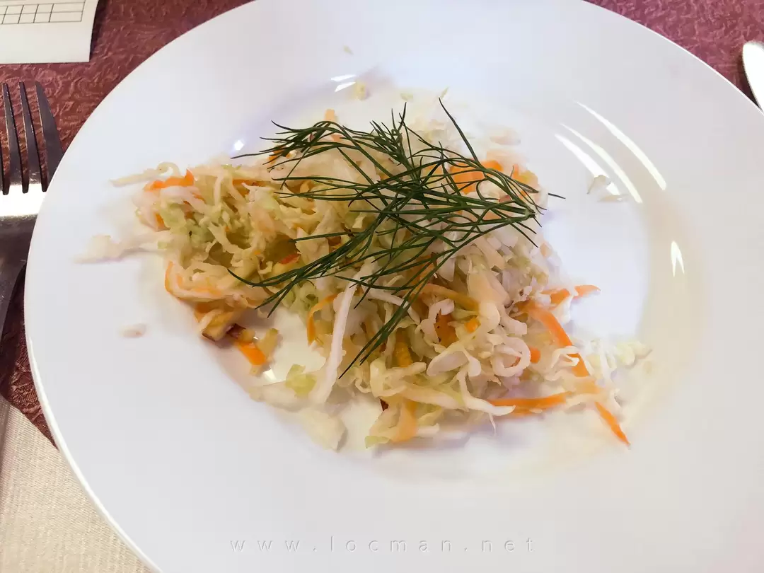 Салат из капусты и морковки, теплоход «Юрий Никулин» Салат из капусты и морковки, теплоход «Юрий Никулин»